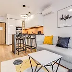 Lägenhet Rentplanet - Michalczyka Wrocław