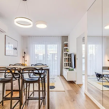 Apartament Rentplanet - Michalczyka