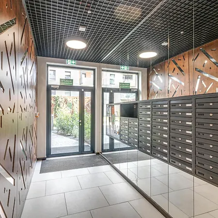 Rentplanet - Michalczyka Апартаменти *